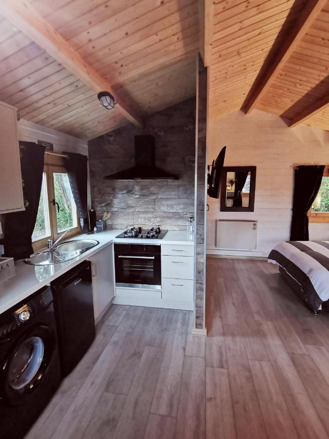 Westport Country Chalets Bagian luar foto