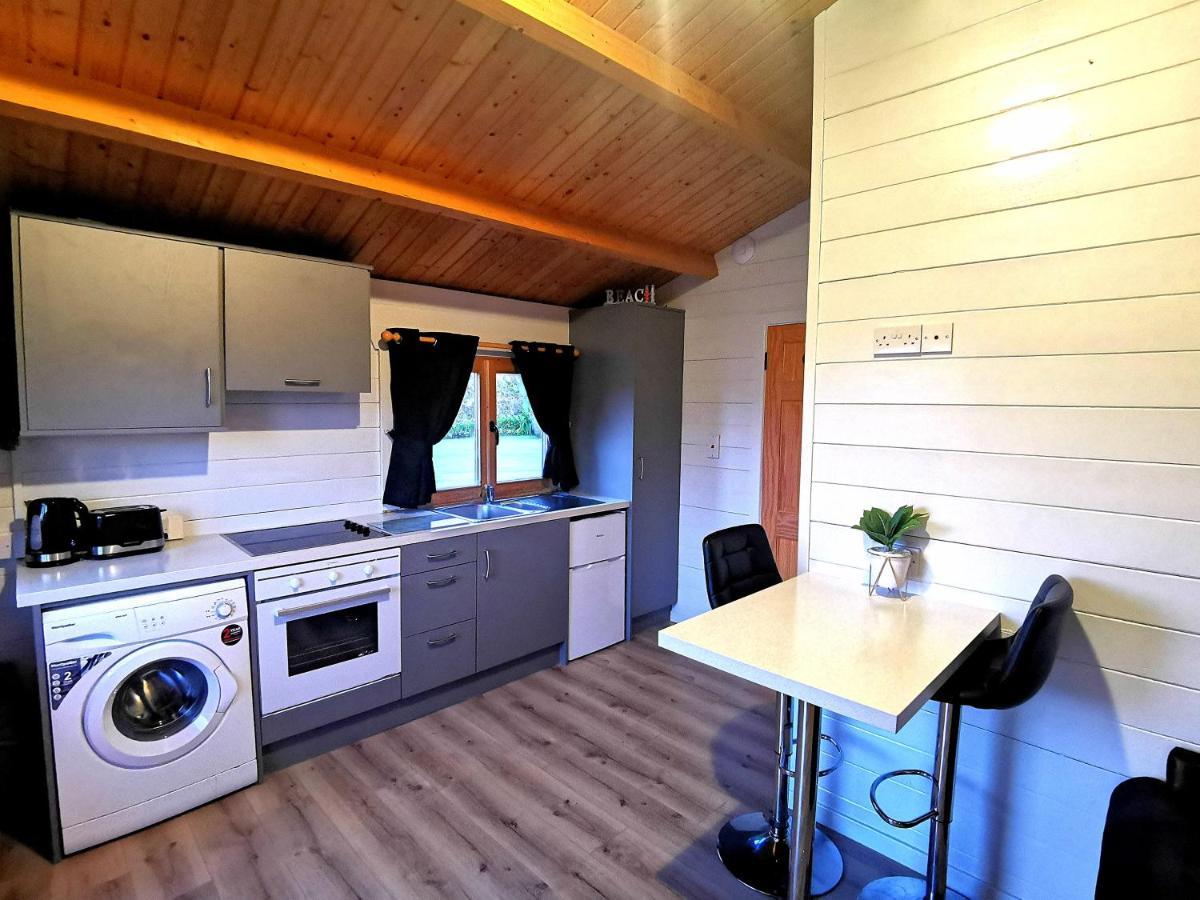 Westport Country Chalets Bagian luar foto