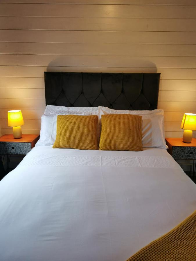 Westport Country Chalets Bagian luar foto